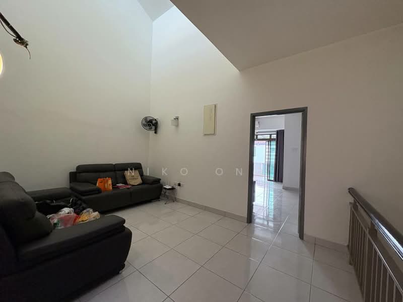 Rumah Teres 2 Tingkat untuk Dijual di Bandar Dato Onn (Tebrau) - Niko Ong - Living Room - PropertyGuru.com.my