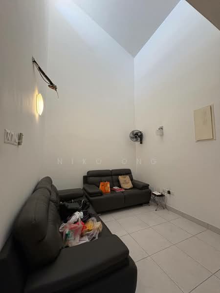 Rumah Teres 2 Tingkat untuk Dijual di Bandar Dato Onn (Tebrau) - Niko Ong - Living Room - PropertyGuru.com.my