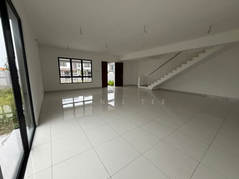 Rumah Teres 2 Tingkat untuk Dijual di Kluang (Johor) - Shanel Tee - Living Room - PropertyGuru.com.my