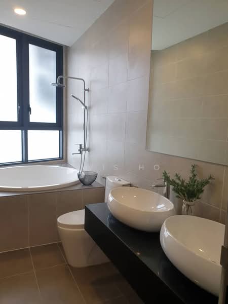 Servis Apartment untuk Dijual di KL Gateway Premium Residences - Elvis Ho - Bathroom - PropertyGuru.com.my