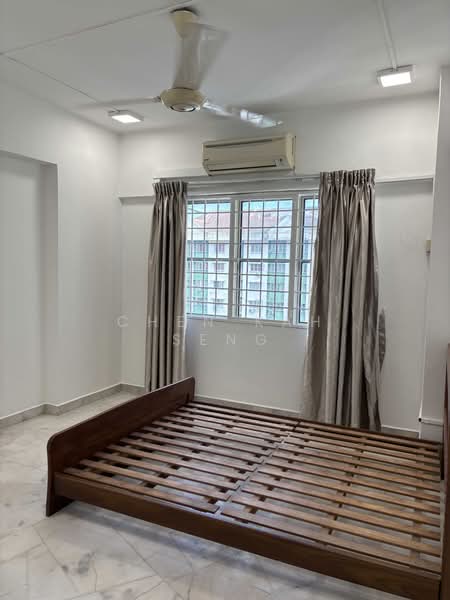 Condominium for Sale at Danau Idaman - Chen Kah Seng - Bedroom - PropertyGuru.com.my