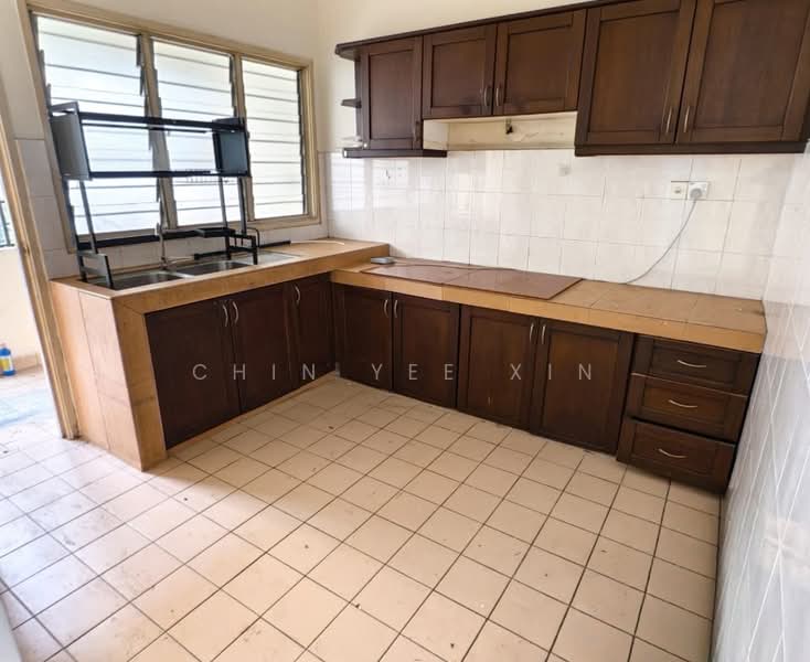 Semi-Detached House for Rent in Bandar Sri Damansara (Selangor) - Chin Yee Xin - Kitchen - PropertyGuru.com.my