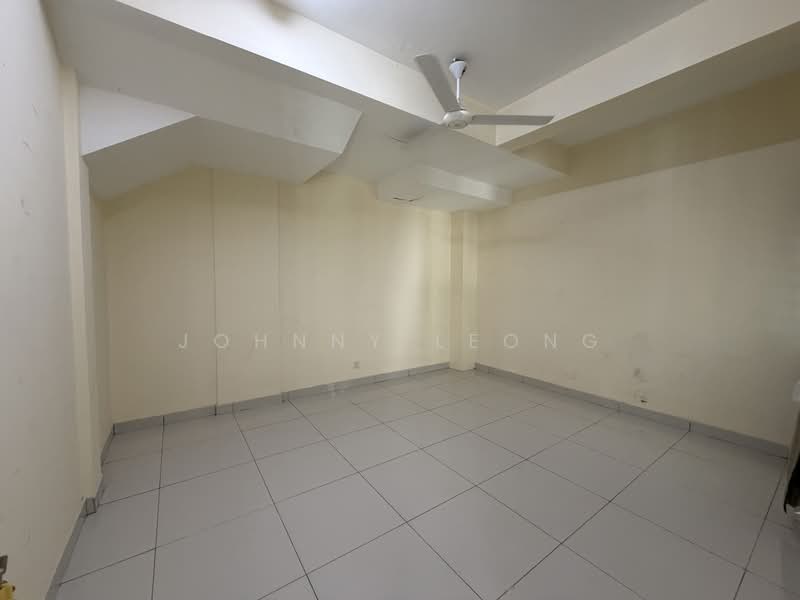 Semi-Detached House for Sale in Bandar Mahkota Cheras (Cheras) - Johnny Leong - Interior - PropertyGuru.com.my