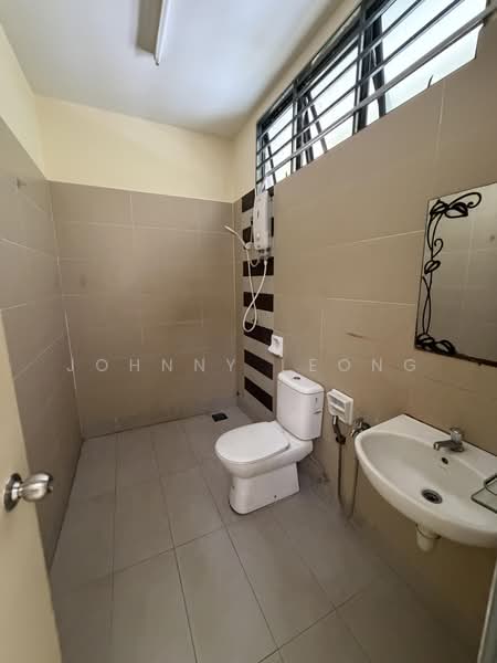 Semi-Detached House for Sale in Bandar Mahkota Cheras (Cheras) - Johnny Leong - Bathroom - PropertyGuru.com.my