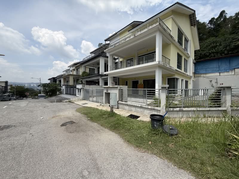 Semi-Detached House for Sale in Bandar Mahkota Cheras (Cheras) - Johnny Leong - PropertyGuru.com.my