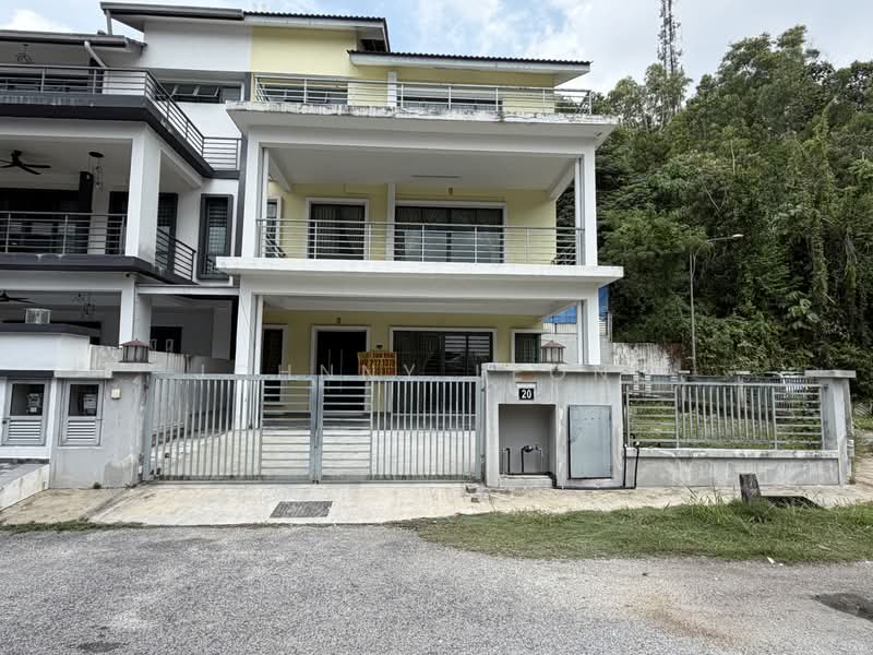 Semi-Detached House for Sale in Bandar Mahkota Cheras (Cheras) - Johnny Leong - PropertyGuru.com.my