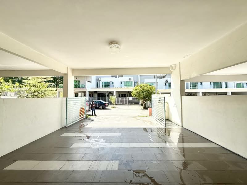Rumah Teres 2 Tingkat untuk Dijual di Bandar Sri Sendayan (Negeri Sembilan) - Banin Yahya - PropertyGuru.com.my