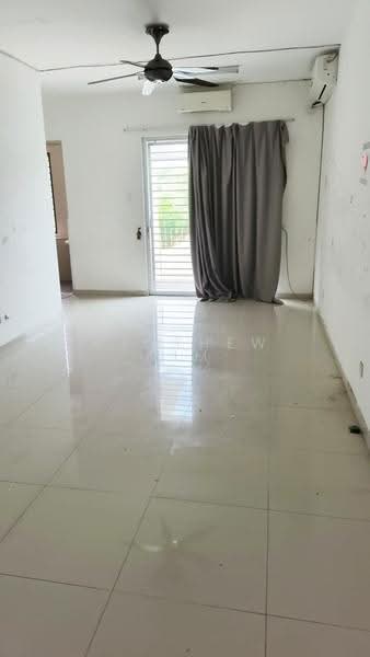 2.5-storey Terraced House for Sale in Bandar Botanic (Klang) - Matthew Lim - Living Room - PropertyGuru.com.my