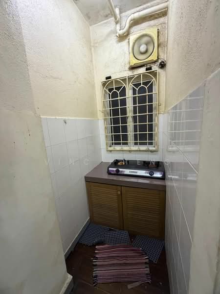Apartment for Sale at Rumah Pangsa Bukit Baru Jaya - Vinc Pheng - Kitchen - PropertyGuru.com.my