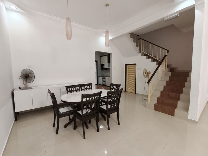 Rumah Teres 2 Tingkat untuk Disewa di Taman Kulai Utama (Kulai) - Danny See - Dining Room - PropertyGuru.com.my