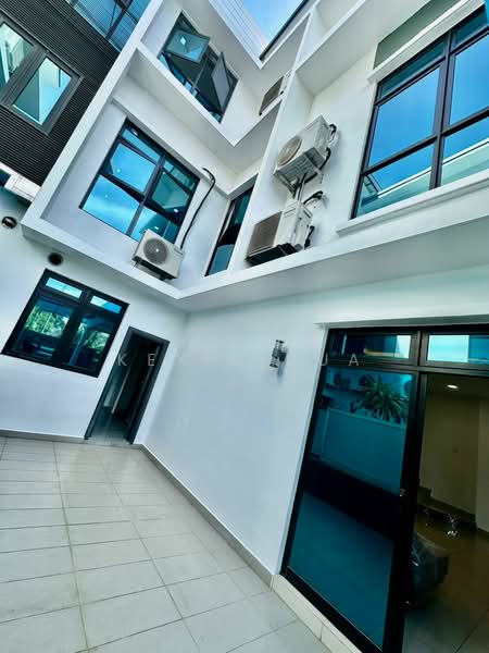 Cluster House for Sale in Skudai (Johor) - Kexin Hua - Exterior - PropertyGuru.com.my