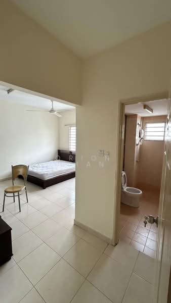 Kondominium untuk Dijual di Suriamas - Orion Chan - Bedroom - PropertyGuru.com.my