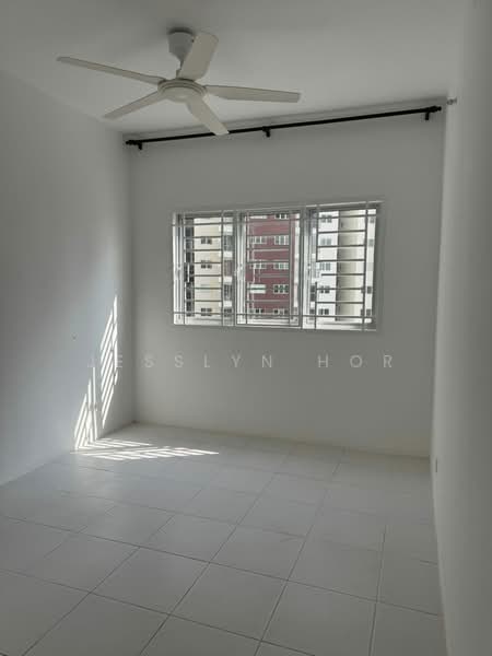 Kondominium untuk Disewa di Residensi Sateria - Jesslyn Hor - Interior - PropertyGuru.com.my