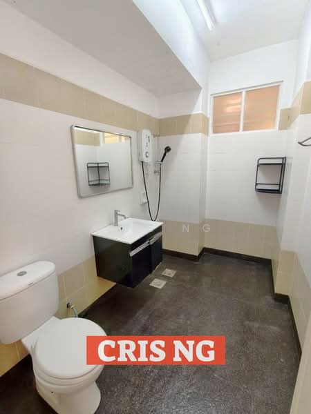Kondominium untuk Dijual di D'Piazza - Cris Ng - Bathroom - PropertyGuru.com.my