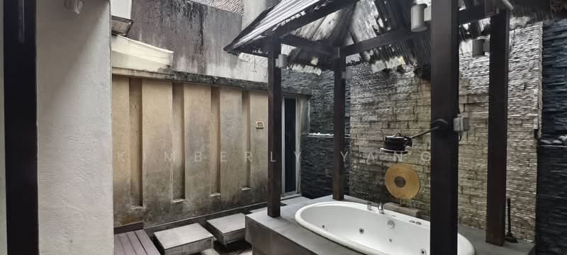 Rumah Berkembar untuk Dijual di Taman Danau Desa (Taman Desa) - Kimberly Yang - Bathroom - PropertyGuru.com.my