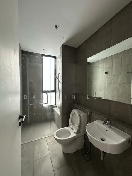 Condominium for Rent at Residensi Ampang Tengah 6 (AT 6) - Dacklin Lee - Bathroom - PropertyGuru.com.my