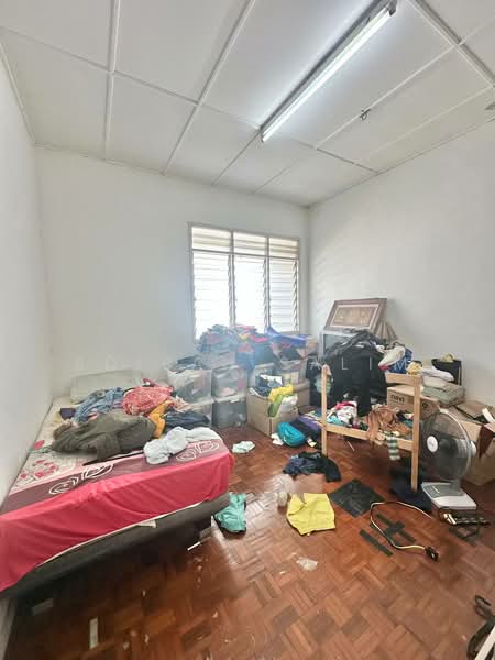 2-storey Terraced House for Sale in Taman Bunga Negara (Shah Alam) - Adibah Salim - Bedroom - PropertyGuru.com.my