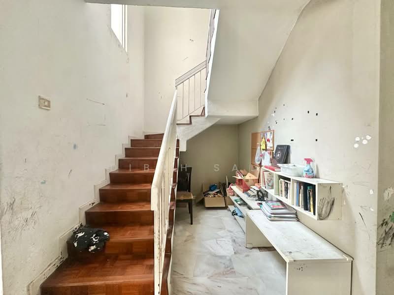 2-storey Terraced House for Sale in Taman Bunga Negara (Shah Alam) - Adibah Salim - Interior - PropertyGuru.com.my