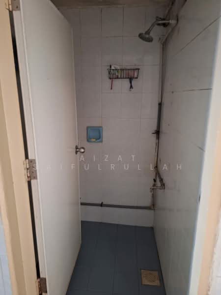 Rumah Teres 1 Tingkat untuk Dijual di Seksyen 14 (Petaling Jaya) - Aizat Saifulrullah - Bathroom - PropertyGuru.com.my