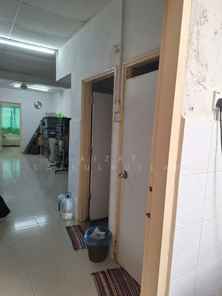 Rumah Teres 1 Tingkat untuk Dijual di Seksyen 14 (Petaling Jaya) - Aizat Saifulrullah - Corridor - PropertyGuru.com.my