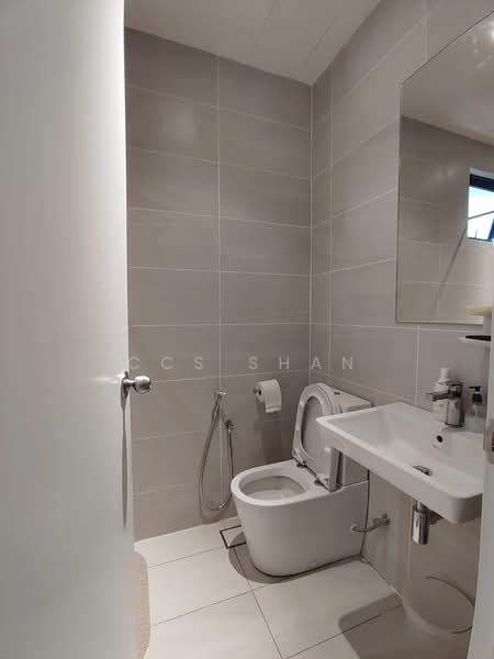 Servis Apartment untuk Disewa di UNIO Residence - CCS Shan - Bathroom - PropertyGuru.com.my