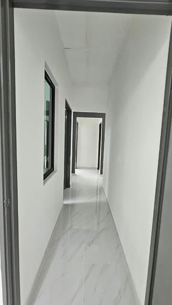 Rumah Teres 2 Tingkat untuk Dijual di Taman Johor Jaya (Johor Bahru) - Melinda Ee - Corridor - PropertyGuru.com.my