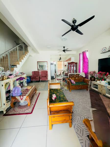 2-storey Terraced House for Sale in Rawang (Selangor) - Des Yap - Living Room - PropertyGuru.com.my
