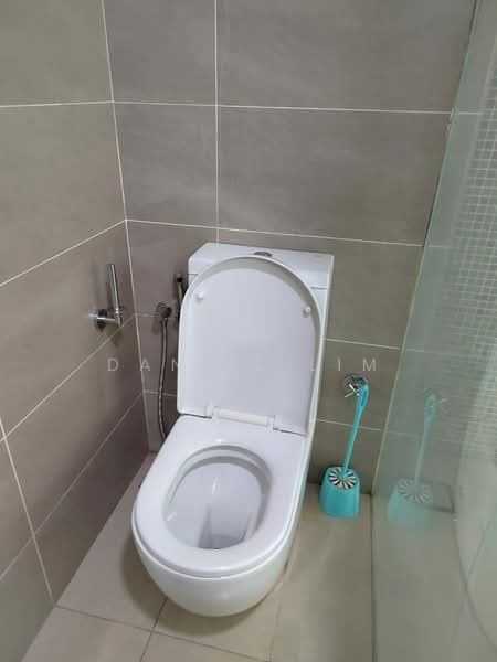 Service Residence for Rent at V Residence 2 @ Sunway Velocity - Daniel Lim - Bathroom - PropertyGuru.com.my