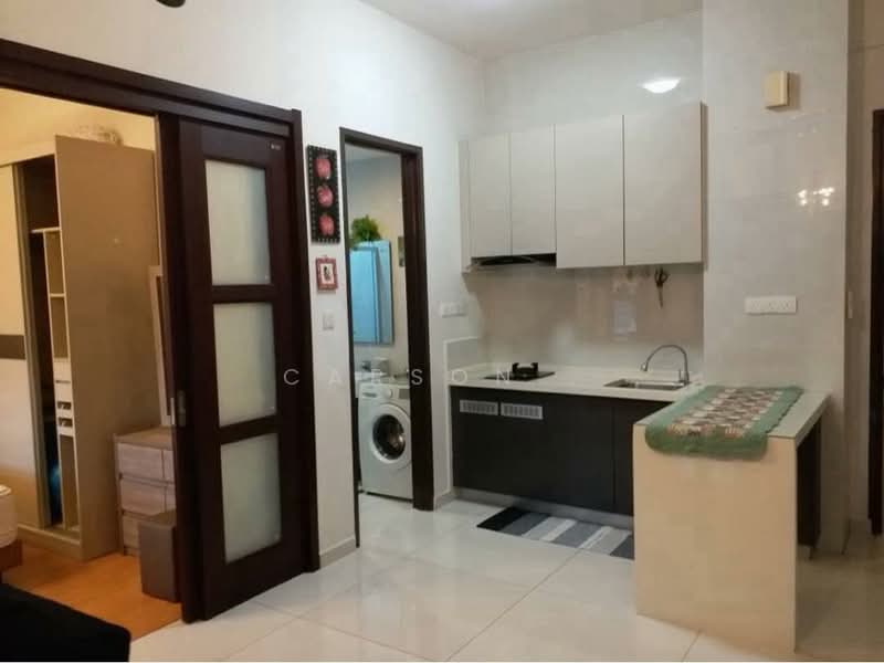 Condominium for Sale at Bay Point @ Country Garden Danga Bay - Carson . - Kitchen - PropertyGuru.com.my