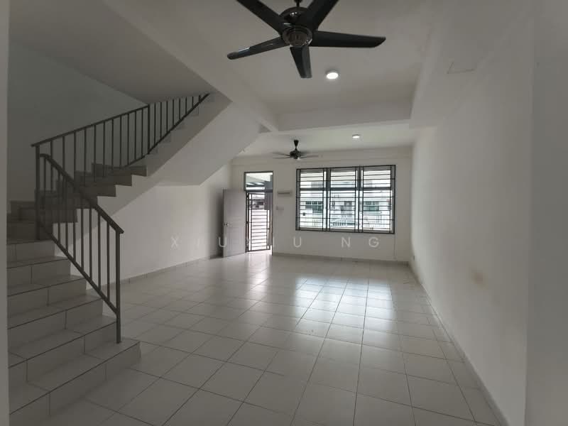 2-storey Terraced House for Rent in Taman Pulai Mutiara (Iskandar Puteri (Nusajaya)) - Xiuxiu Ng - Living Room - PropertyGuru.com.my