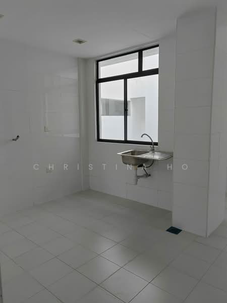 Condominium for Sale at Papillon Desahill Condominium - Christina Ho - Kitchen - PropertyGuru.com.my