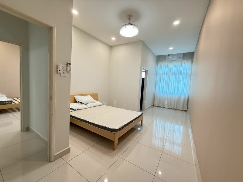 Rumah Teres 2 Tingkat untuk Dijual di Taman Tasik Indah (Kluang) - Shanel Tee - Bedroom - PropertyGuru.com.my