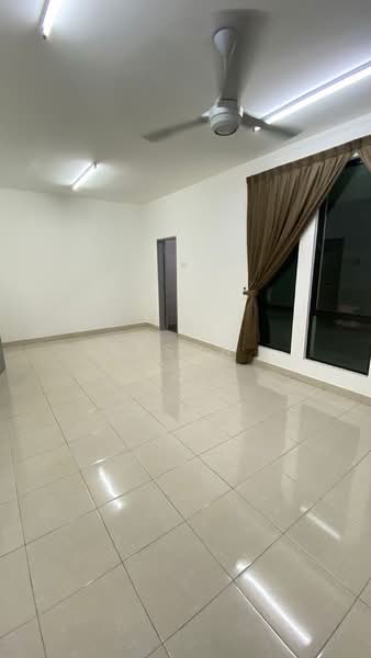 2-storey Terraced House for Sale in Taman Austin Duta (Tebrau) - Carson . - Living Room - PropertyGuru.com.my