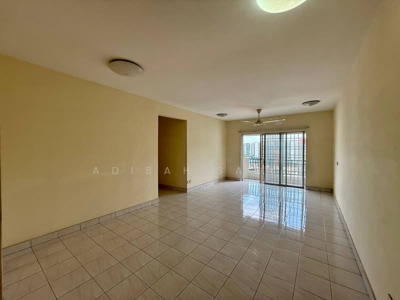 Condominium for Sale at Puncak Seri Kelana - Adibah Salim - Living Room - PropertyGuru.com.my