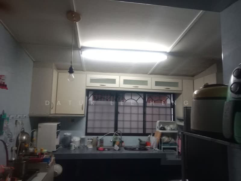 2-storey Terraced House for Sale in Anjung Bercham Megah (Ipoh) - Datuk Lee Heng - Kitchen - PropertyGuru.com.my