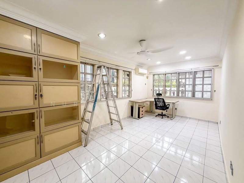 Rumah Berkembar untuk Dijual di Shah Alam (Selangor) - Nur Alia Omar - Study - PropertyGuru.com.my