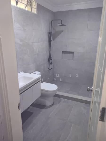 Kondominium untuk Disewa di Ukay Club Villas - Chai Ming Hern - Bathroom - PropertyGuru.com.my
