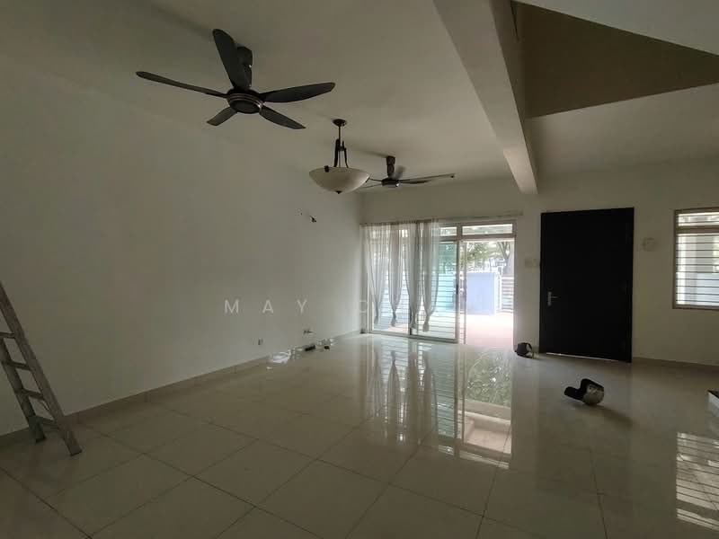 2-storey Terraced House for Sale in Kajang 2 (Kajang) - May Chan - Living Room - PropertyGuru.com.my