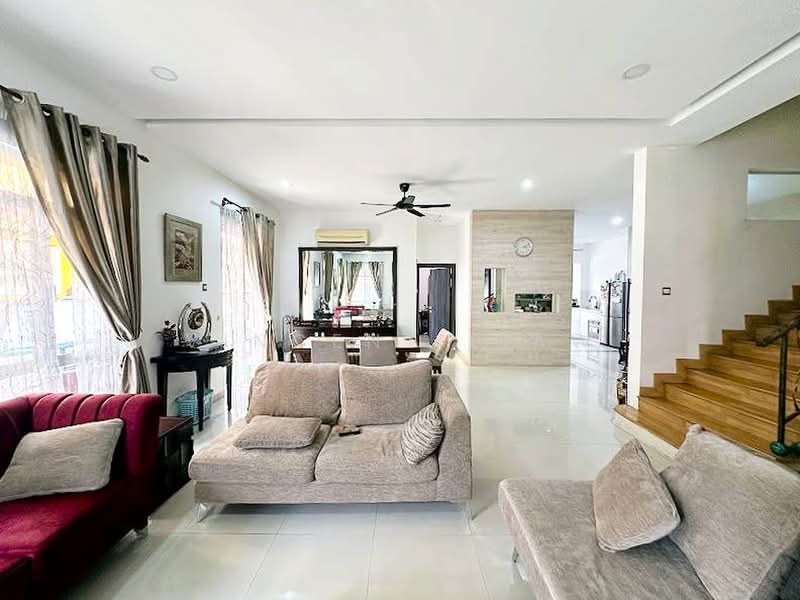 Semi-Detached House for Sale in Ara Damansara (Selangor) - Vincent Liaw - Living Room - PropertyGuru.com.my