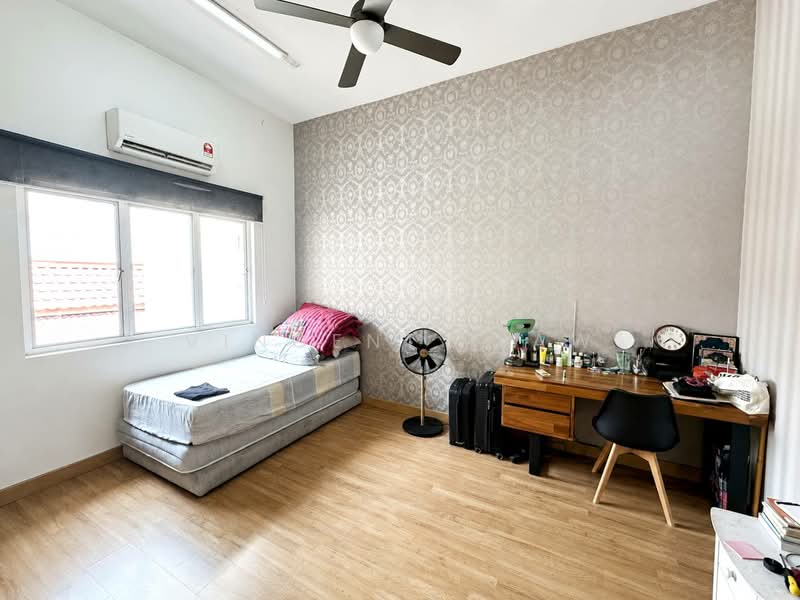 Semi-Detached House for Sale in Ara Damansara (Selangor) - Vincent Liaw - Bedroom - PropertyGuru.com.my