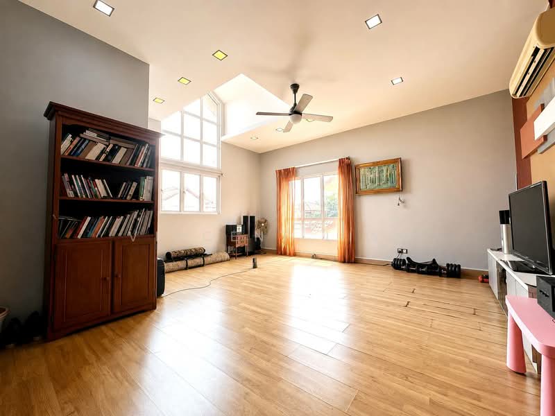 Semi-Detached House for Sale in Ara Damansara (Selangor) - Vincent Liaw - Living Room - PropertyGuru.com.my