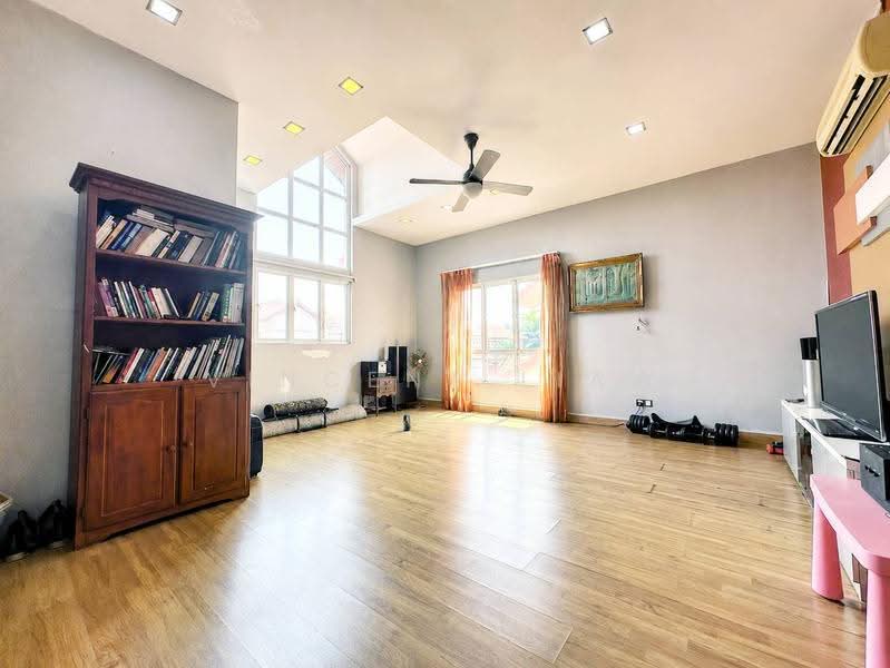 Semi-Detached House for Sale in Petaling Jaya (Ara Damansara) - Vincent Liaw - Living Room - PropertyGuru.com.my
