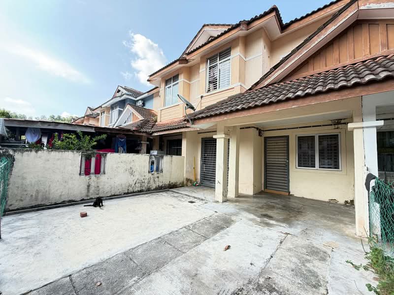 2-storey Terraced House for Sale in Puncak Alam (Selangor) - Nurain . - PropertyGuru.com.my