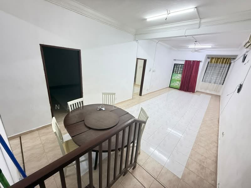 Kondominium untuk Disewa di Riverria Condovilla - Mandy Goh Siew Li - Dining Room - PropertyGuru.com.my