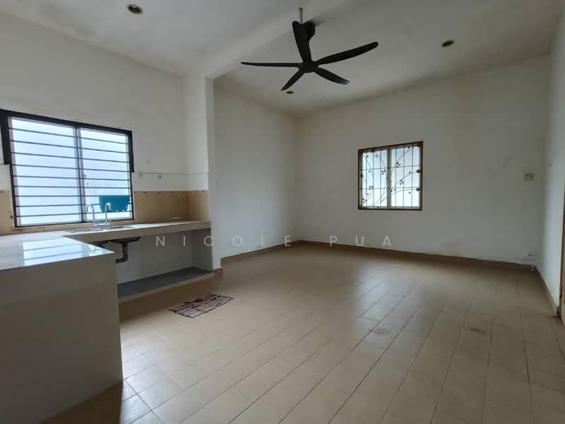 1-storey Terraced House for Sale in Mutiara Rini (Skudai) - Nicole Pua - Kitchen - PropertyGuru.com.my