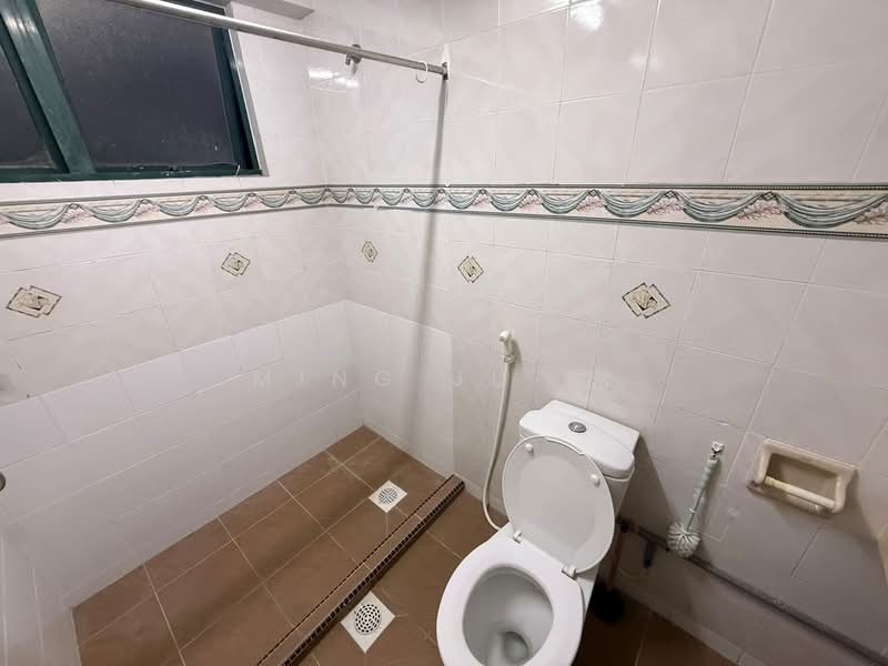 Kondominium untuk Disewa di Desa Kiara - Ming Ju Li - Bathroom - PropertyGuru.com.my