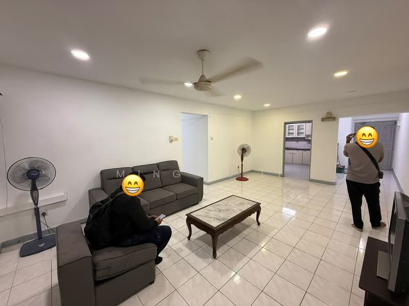 Kondominium untuk Disewa di Desa Kiara - Ming Ju Li - Living Room - PropertyGuru.com.my