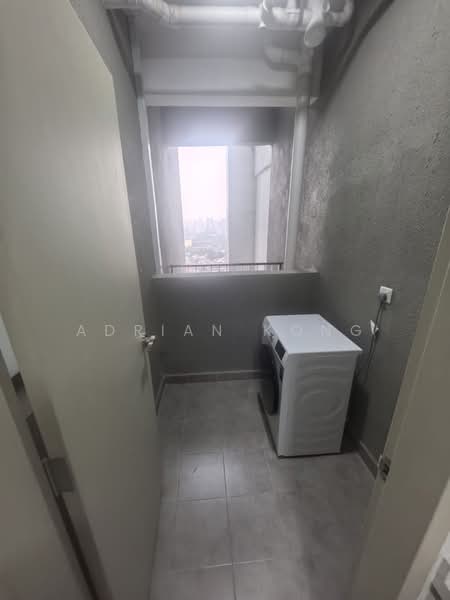 Servis Apartment untuk Disewa di Arunya @ KL North - Adrian Kong - Balcony - PropertyGuru.com.my