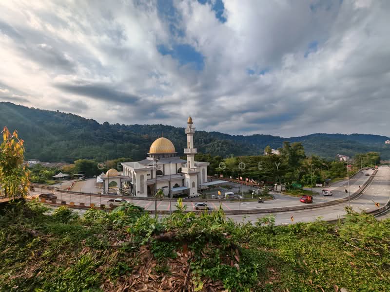 Shop for Rent in Ukay Perdana (Ulu Kelang) - Cedric Goey - PropertyGuru.com.my