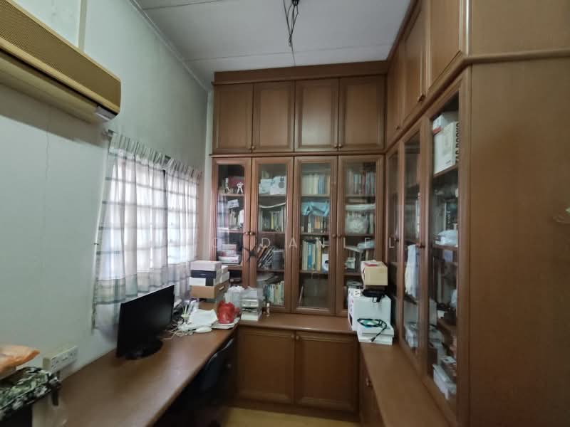 2-storey Terraced House for Sale in Bukit Jelutong (Shah Alam) - Kho Daniel - Study - PropertyGuru.com.my